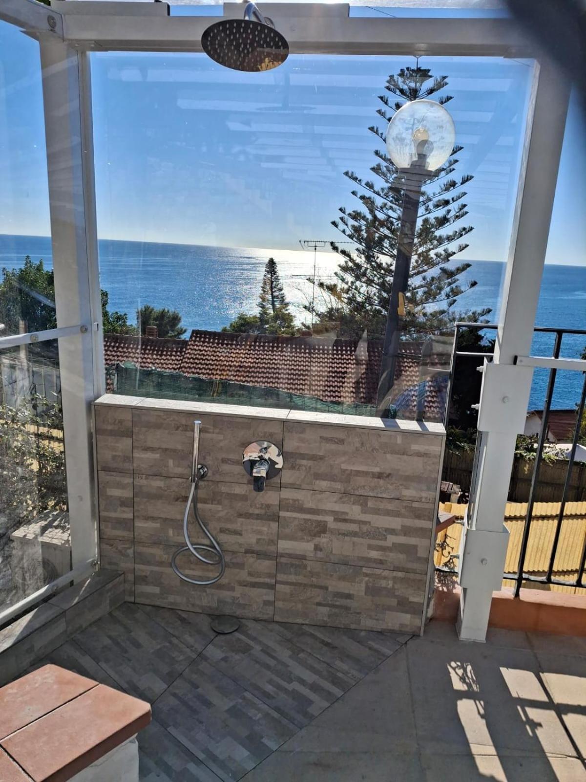 Villa Del Mare Ligure Terme & Spa Piscina A 37 Gradi Санто-Стефано-аль-Мар Экстерьер фото
