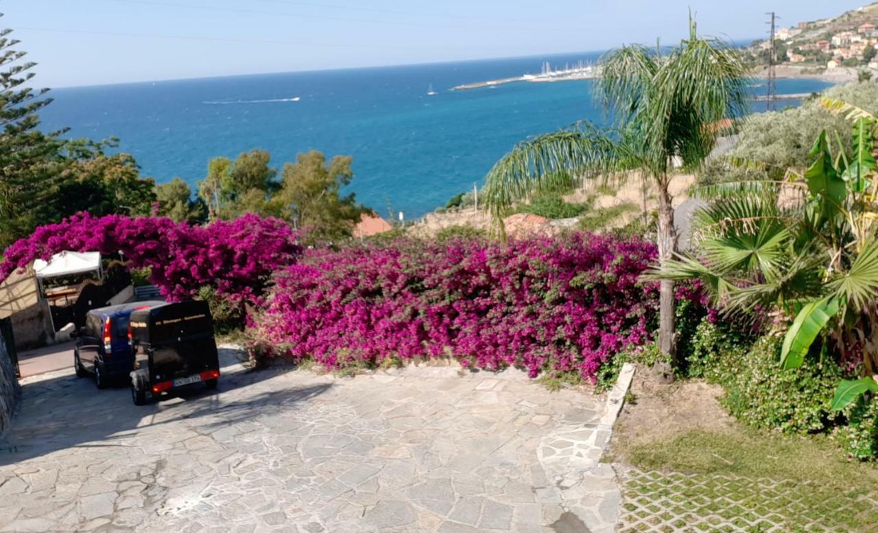 Villa Del Mare Ligure Terme & Spa Piscina A 37 Gradi Санто-Стефано-аль-Мар Экстерьер фото
